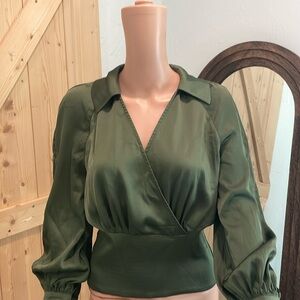 Cider Lantern sleeve blouse. Size small. NWT